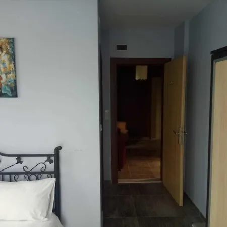 Sea Port House 3* Агва