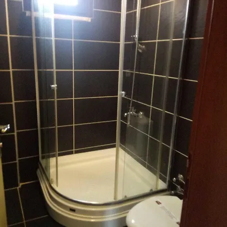 Отель Sea Port House 3*