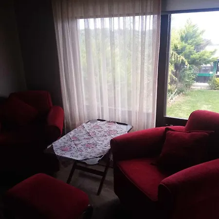 Sea Port House Отель 3*